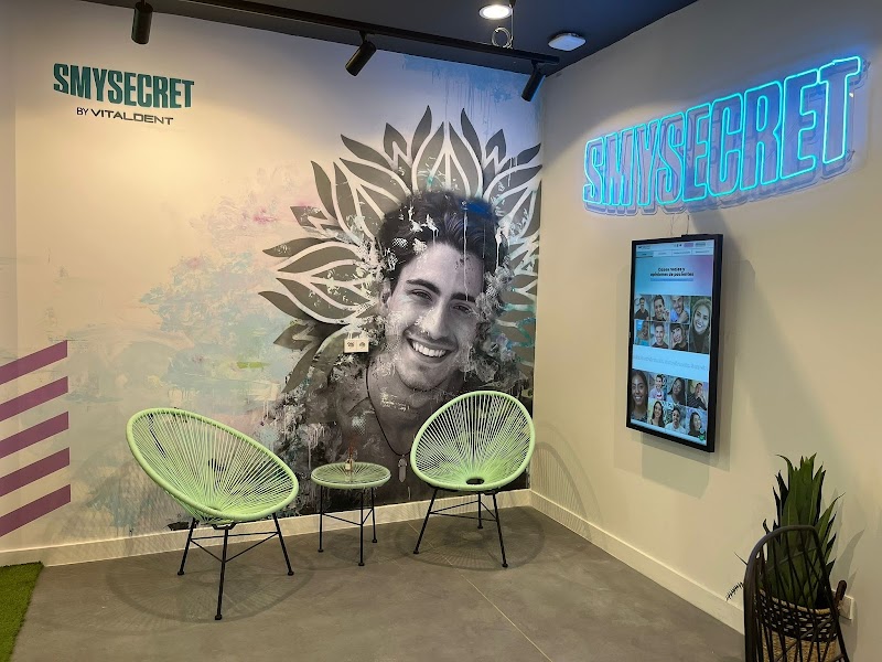 Clínica Estética Dental Smysecret photo 1