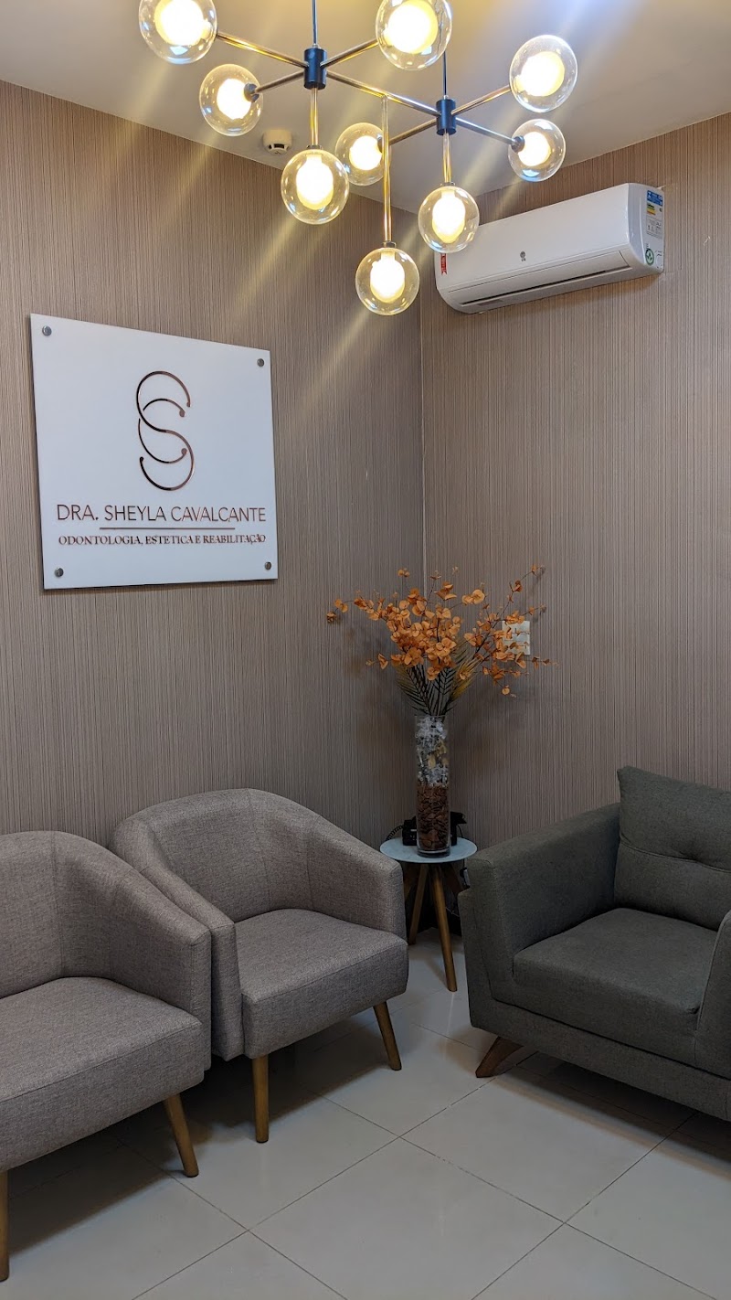 Dra Sheyla Cavalcante especialista em Implantodontia - foto 4