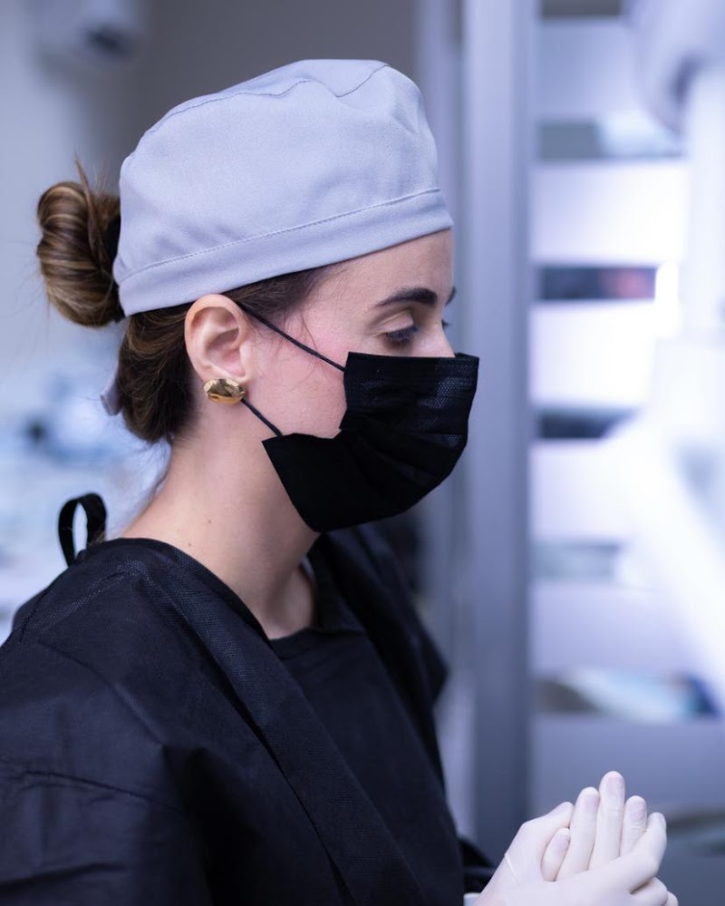 Dra. Luísa Oliveira | Harmonização Facial e Lipo de Papada Pampulha BH - foto 2