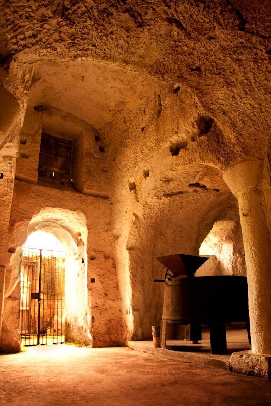 Cantine di Marzo: le Cantine Storiche del Greco di Tufo