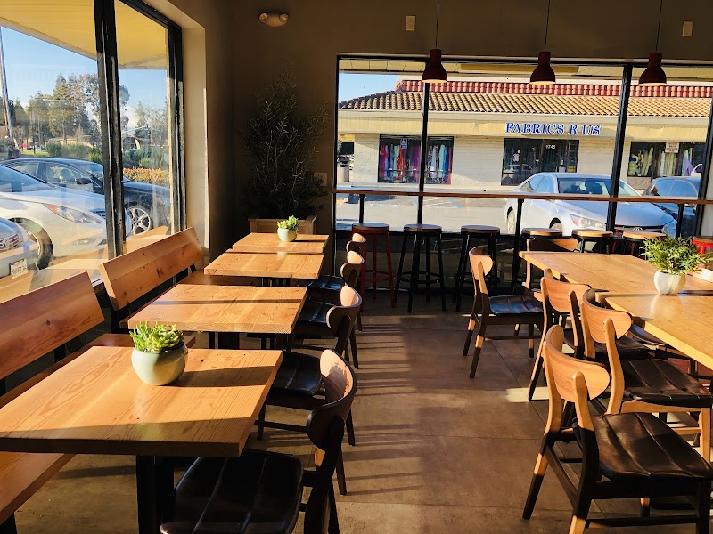 7 Leaves Cafe photo 1