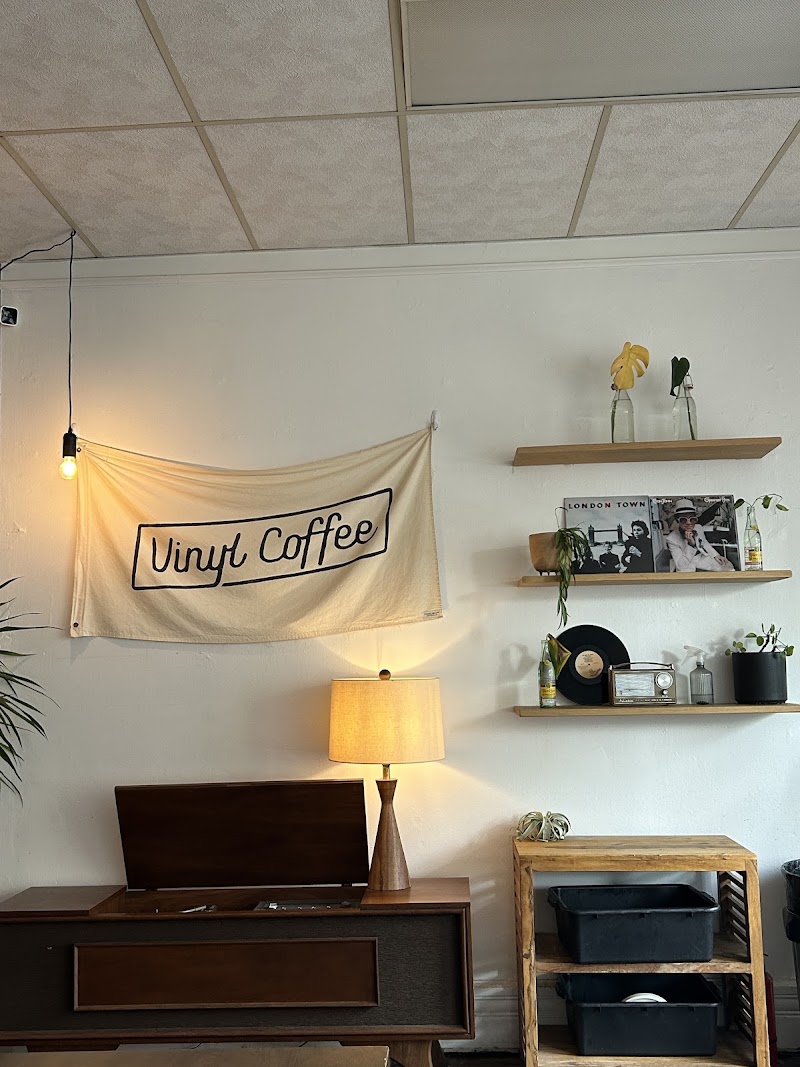 Vinyl Coffee photo 4