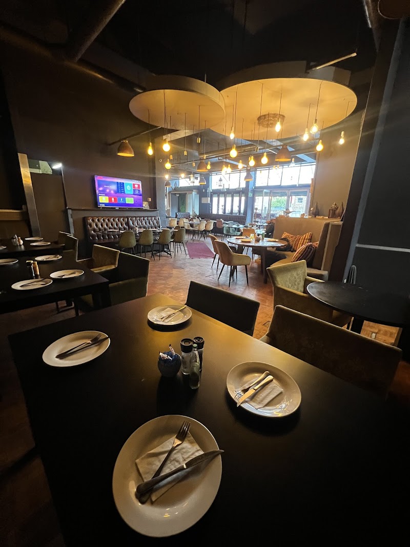 Aladdin On Loop photo 2