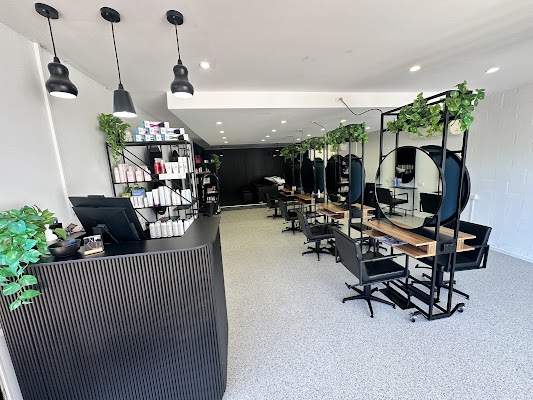 Natalie Packer Hair Studio