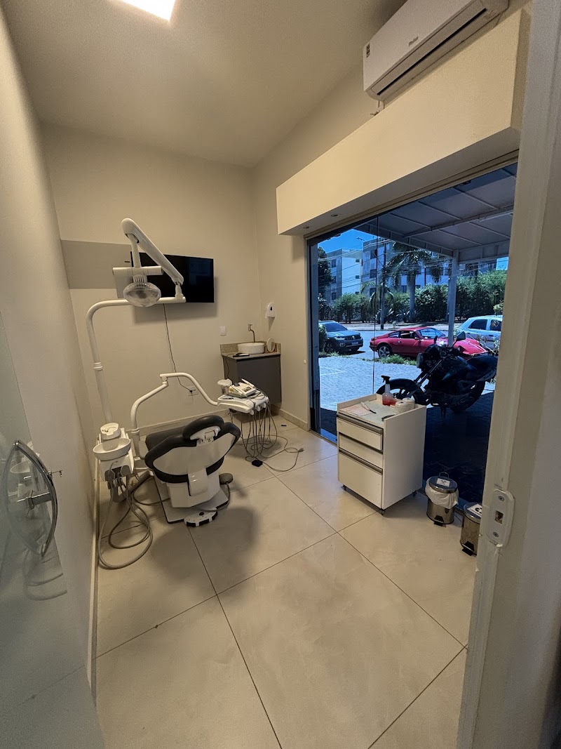 Dr Crelio Lima - Dentista Uberlândia - Tratamento de canal - Endodontista - foto 1