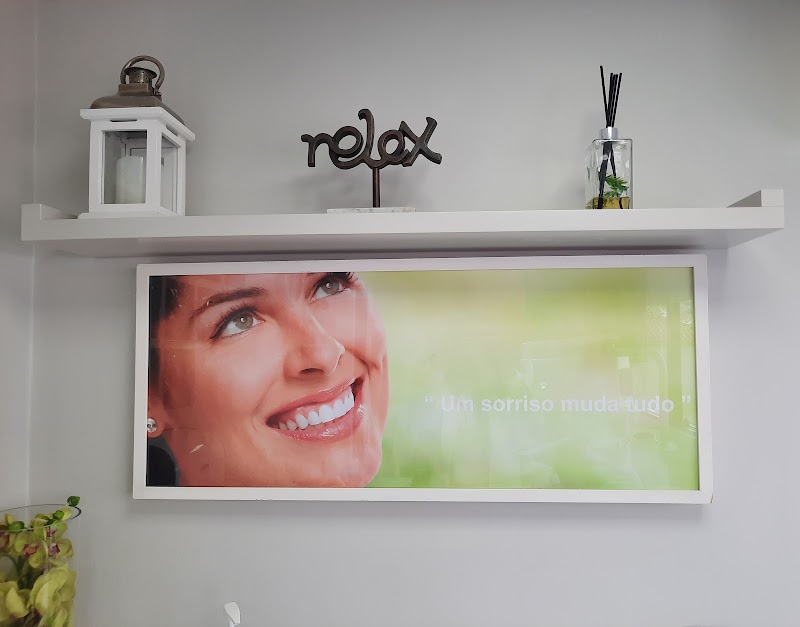 Drª Camila Moraes - Dentista - foto 5