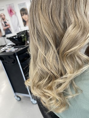 Hairdressing by Maureen Harding photo 2