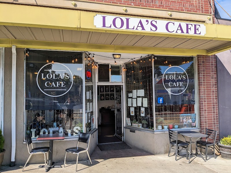 Lola's Cafe,LLC photo 1