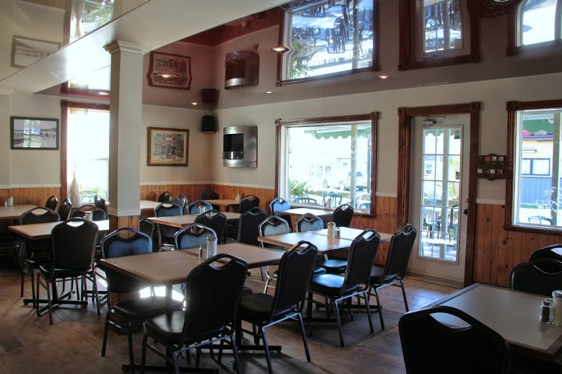 Au Petit Café Chez Denise | Déjeuner, Brunch & Diner familial à Saint-Sauveur photo 3