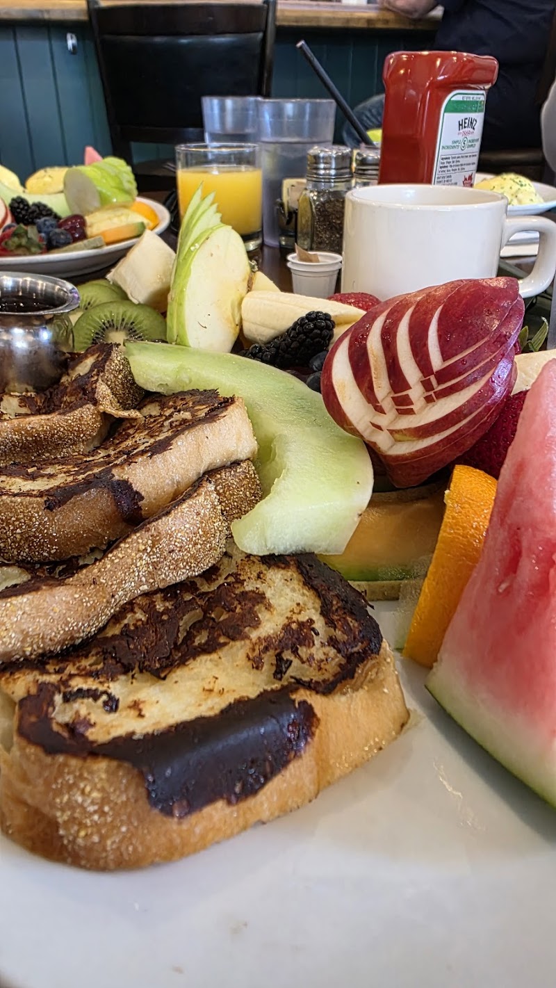 Au Petit Café Chez Denise | Déjeuner, Brunch & Diner familial à Saint-Sauveur photo 3