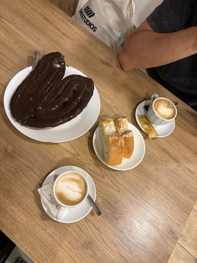 Pastelería Landín (Despacho Calle Michelena) photo 4