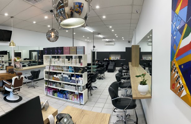 Precision Hair Mundaring
