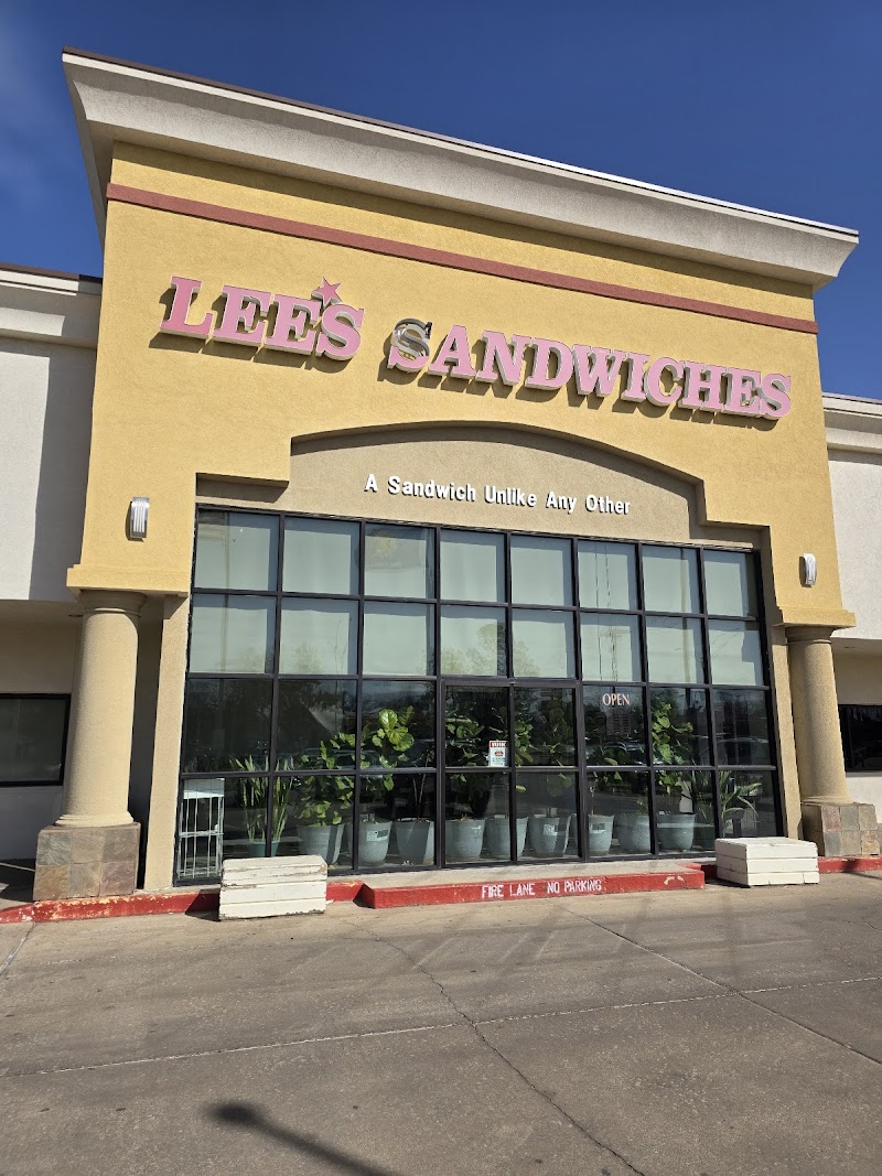 Lee's Sandwiches photo 4