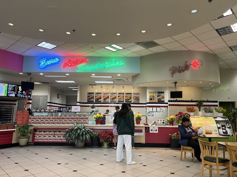 Lee's Sandwiches photo 3