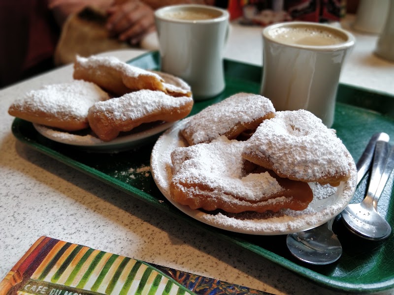 Café Du Monde Williams Blvd photo 2