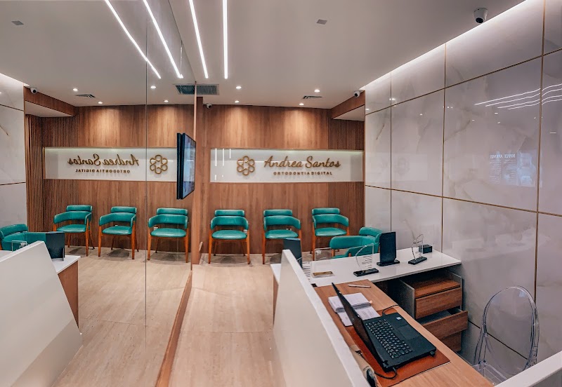 Invisalign - Dra. Andrea Santos