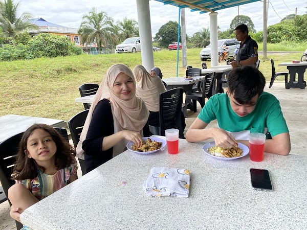 Warung Makan MAF - Photo 1