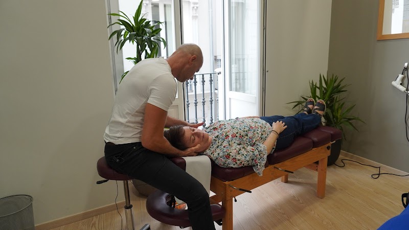 Quiropráctico en Valencia | Clinica de la espalda | Quitar dolor | Centro quiropráctico en Valencia