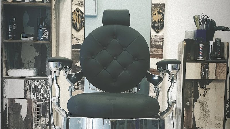 M'65 BARBER CLUB — photo 1