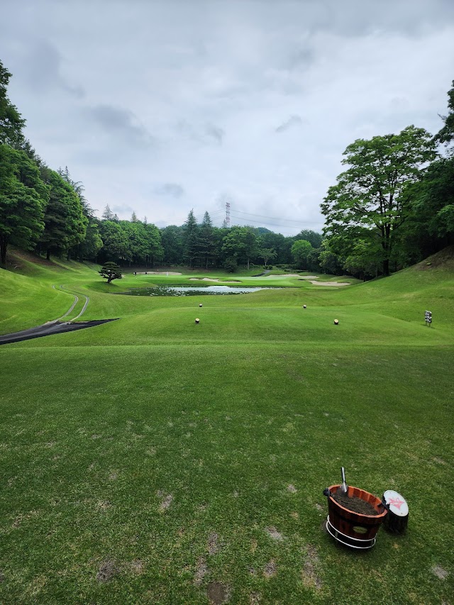Akagi Country Club - Photo 1