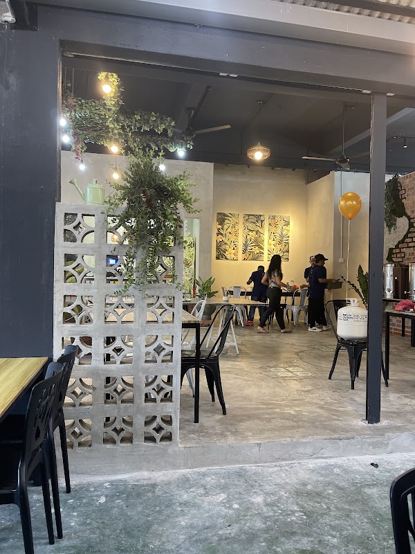 Rumah Daun Restaurant - Photo 1