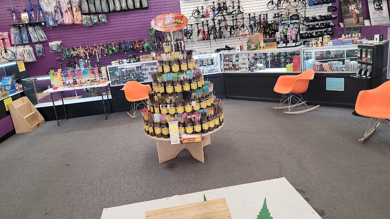 Video tour of Best Buds Depot retail environment