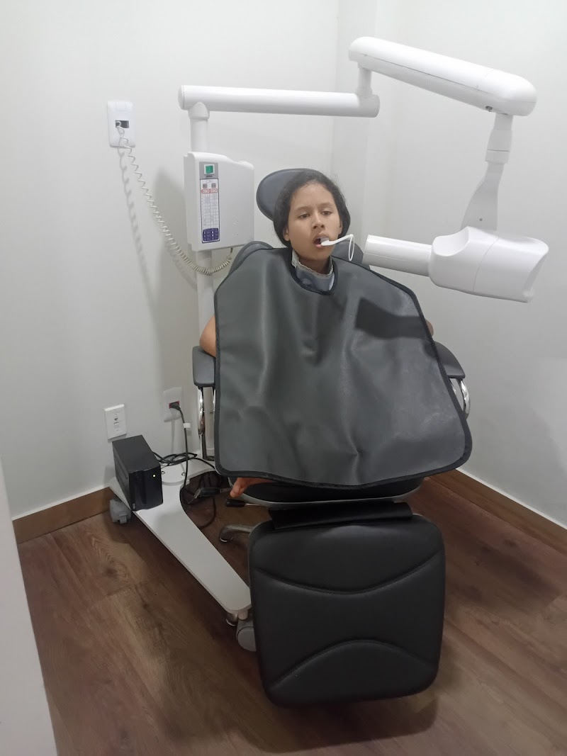 CDI - Centro de Diagnose por Imagem Odontológica - Unidade Nazaré. Radiografias Digitais - Documentação Digital - foto 3