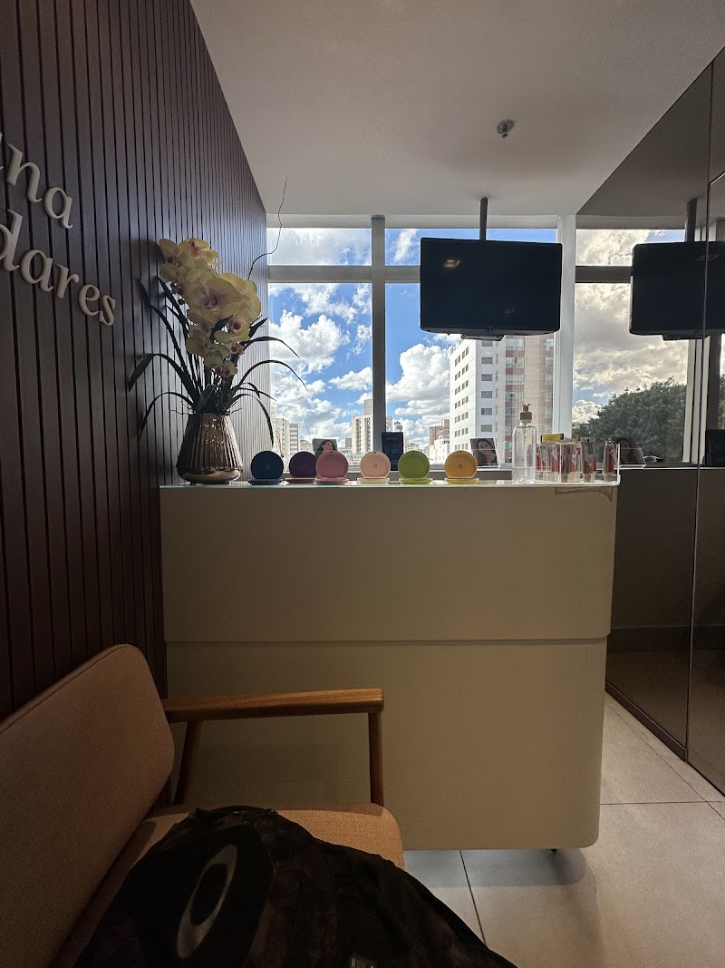 Dra. Larissa Valadares - foto 4