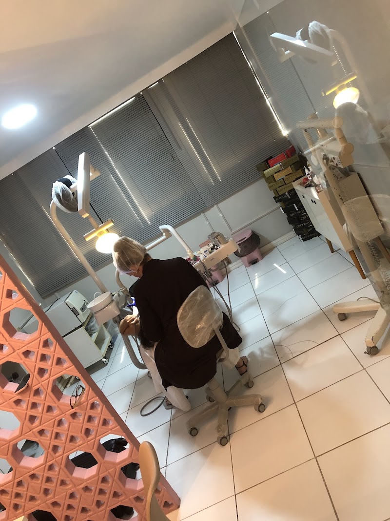Dentista em São Luís - Dr. Maurício Gomes - foto 3