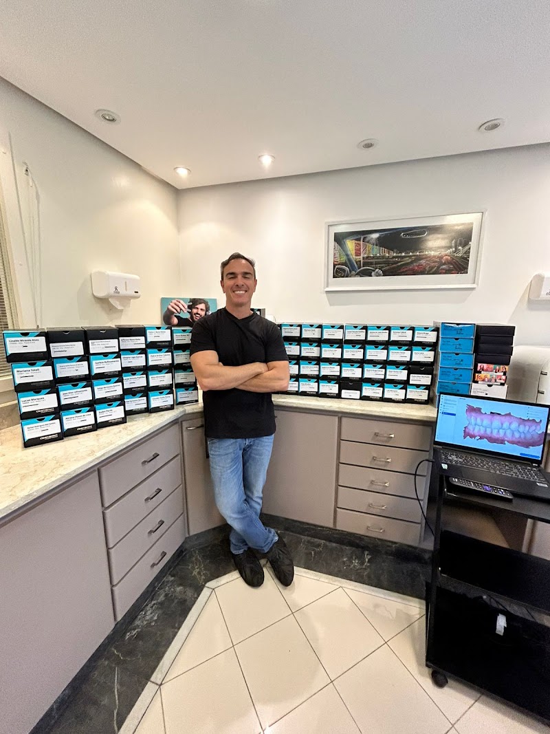 Premier Odontologia | Implante dentário em Asa Norte | Invisalign em Asa Norte - foto 3