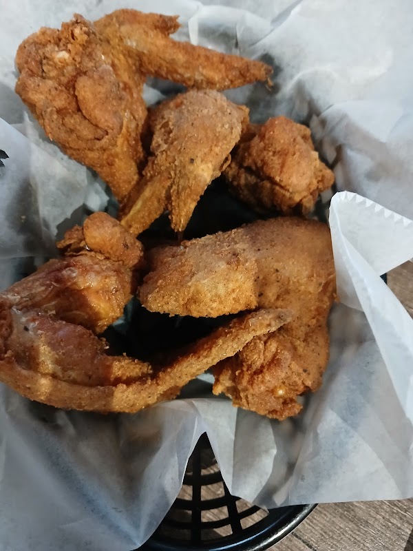 Kiki's Chicken and Waffles photo 4