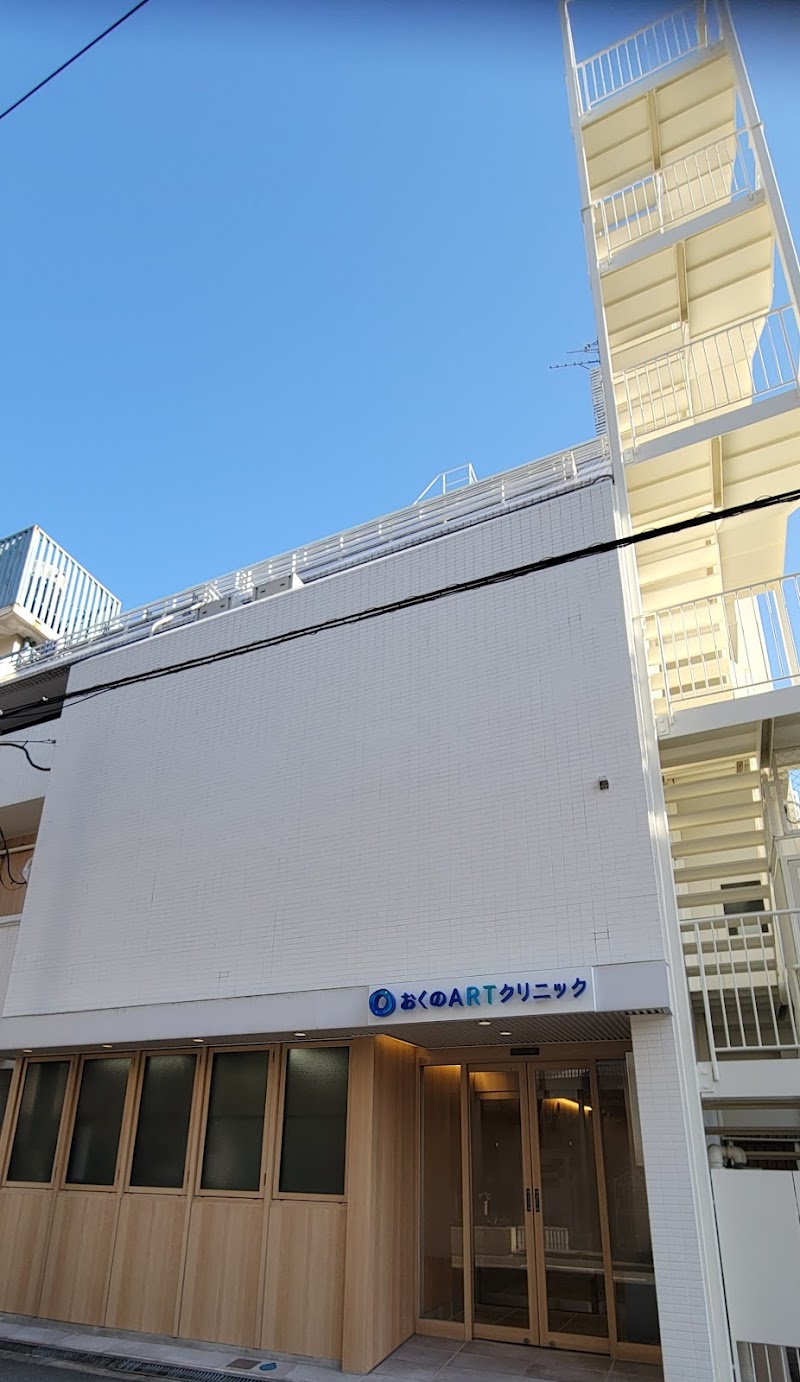 SACRAレディースクリニックの外観