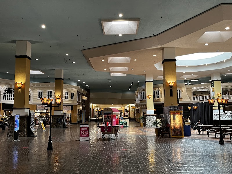 Fingerlakes Mall photo 3