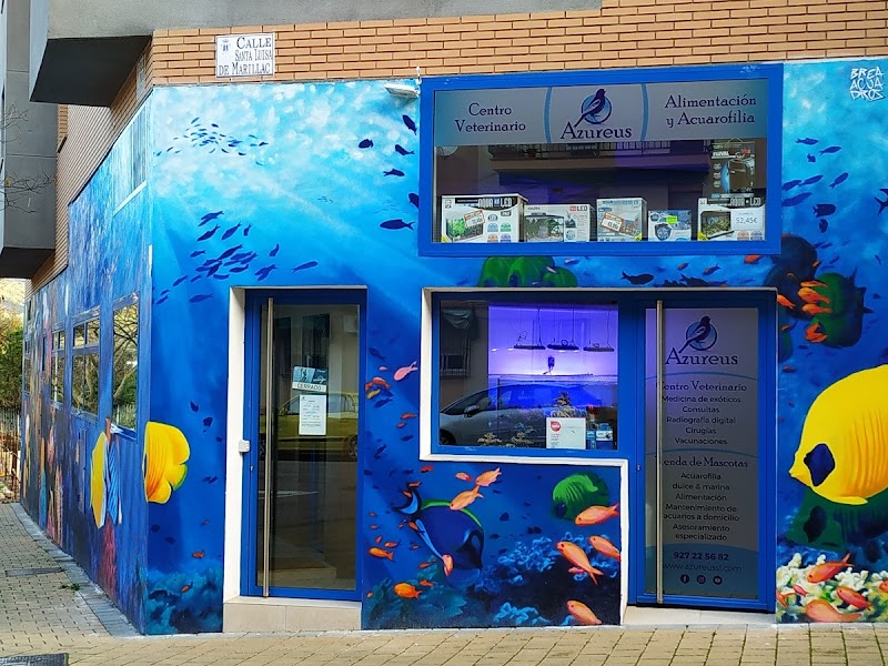 Azureus: clínica veterinaria y tienda de mascotas