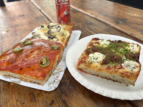 Magic John’s Pizza