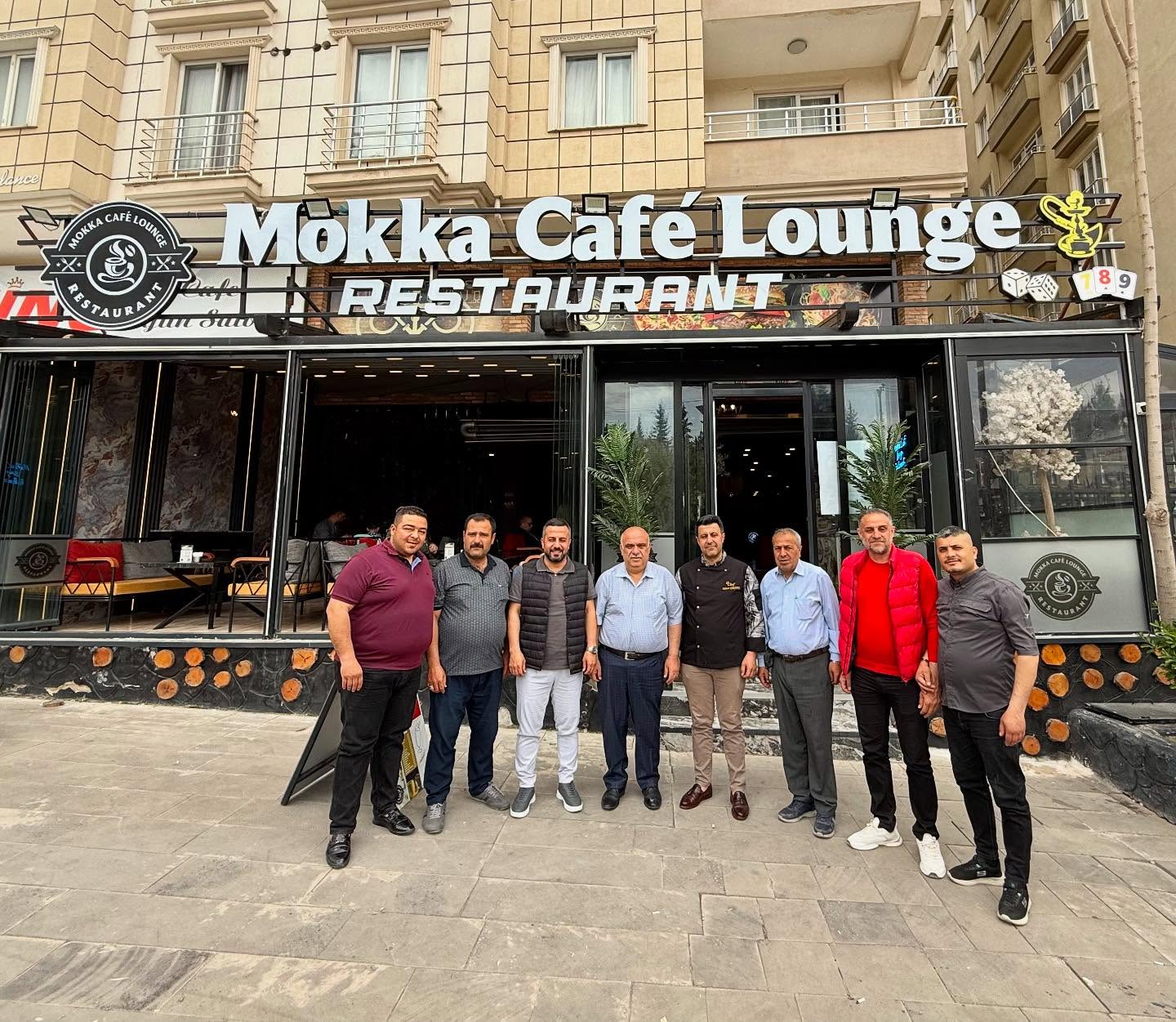 Mokka cafe lounge restaurant mekanı