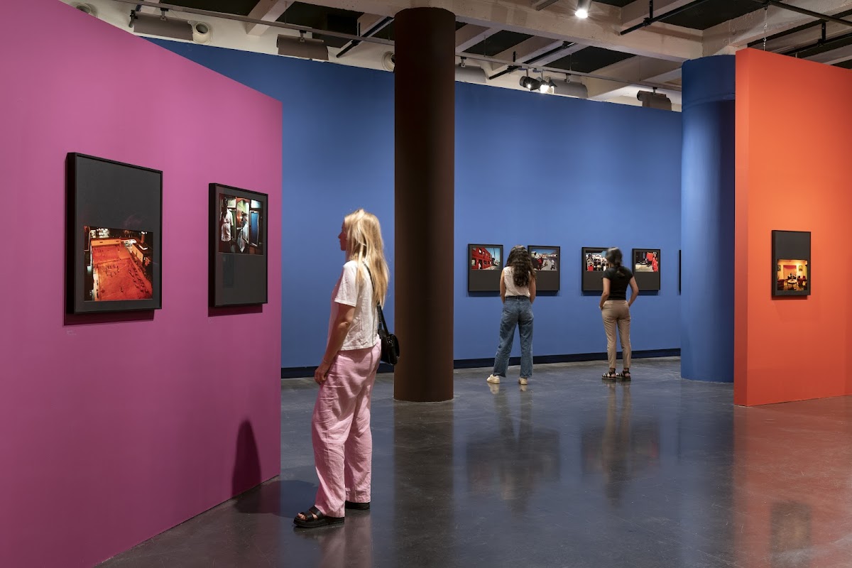 LE BAL, vue extérieure