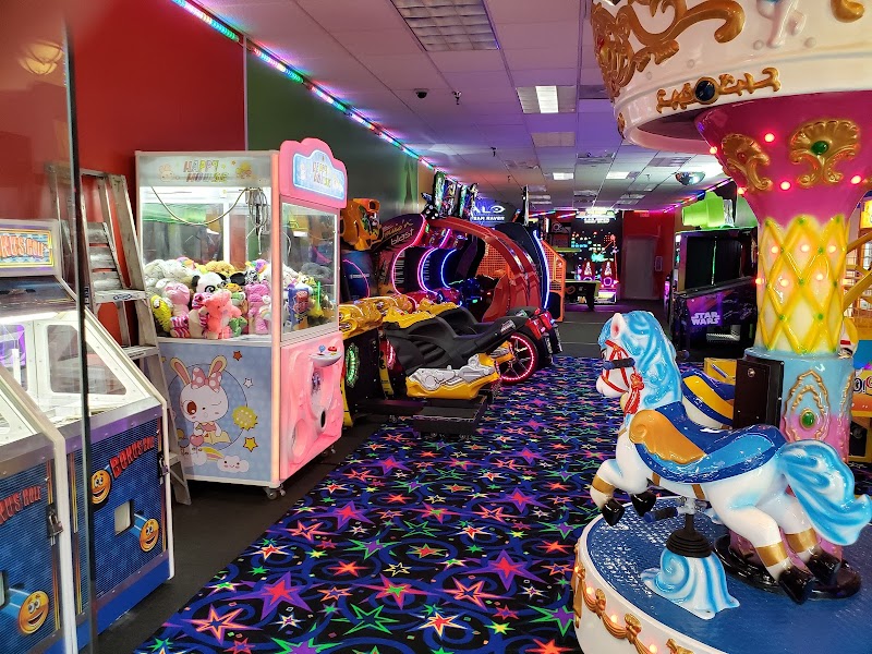 Saturn 5 Arcade — interior