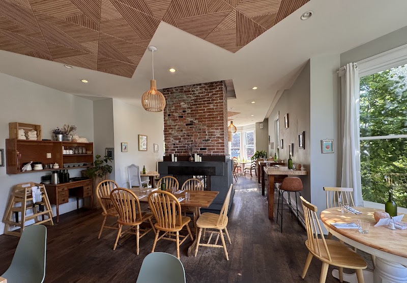 Nourish Kitchen & Cafe photo 1