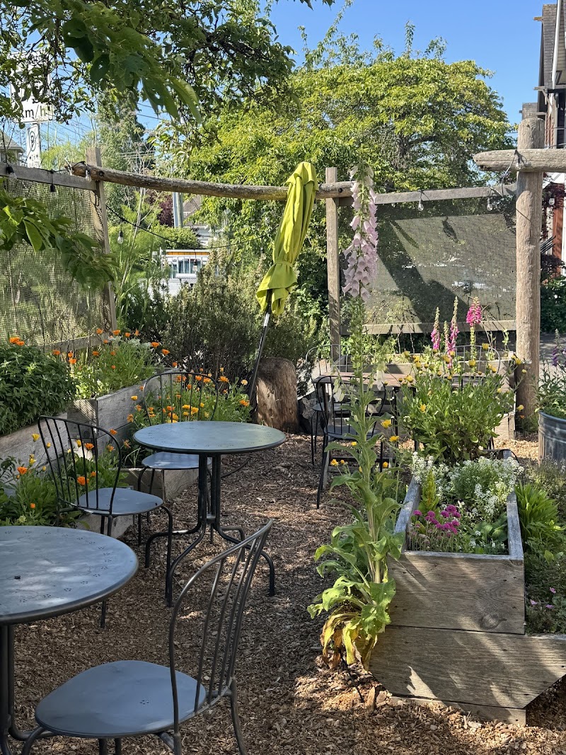 Nourish Kitchen & Cafe photo 2