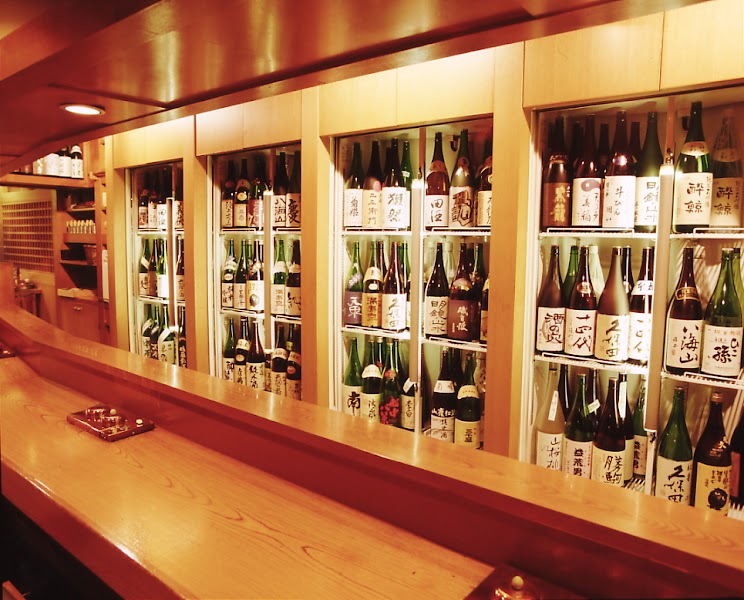 唎き酒処 酒の穴の店内