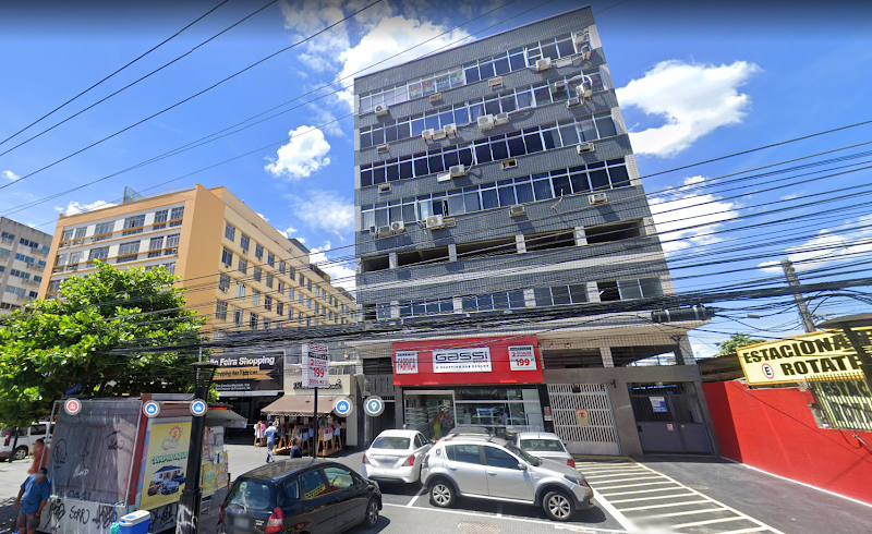 CONSULTORIO DOUTORA DENTINHO • MADUREIRA