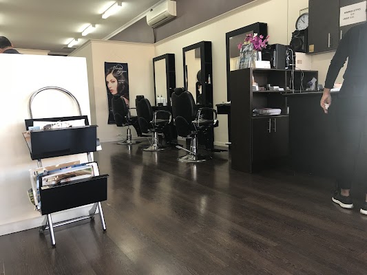 Oleega Hair Design & Beauty Studio photo 2