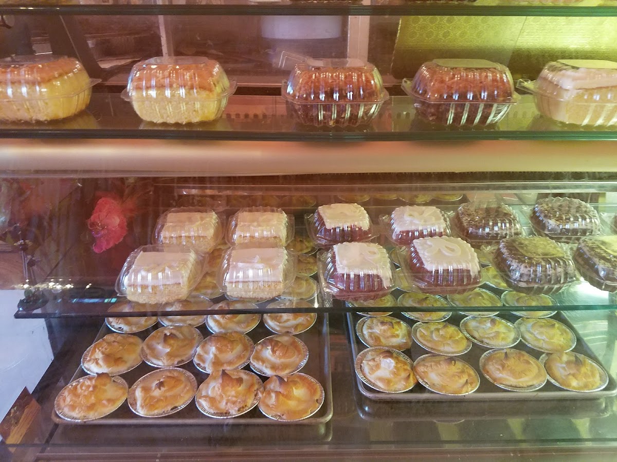 Cassandra's Wedding Cakes & Beyond: Google Places image 5