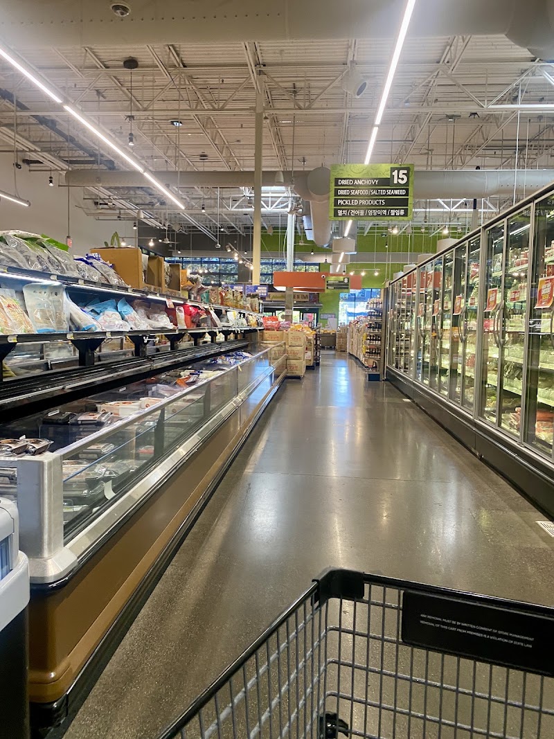 MEGA MART photo 2