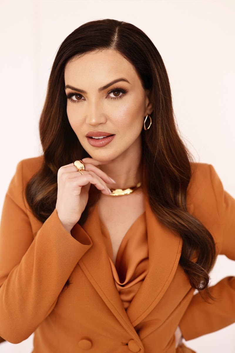 Dra. Patrícia Almeida - Harmonização Facial em Florianópolis