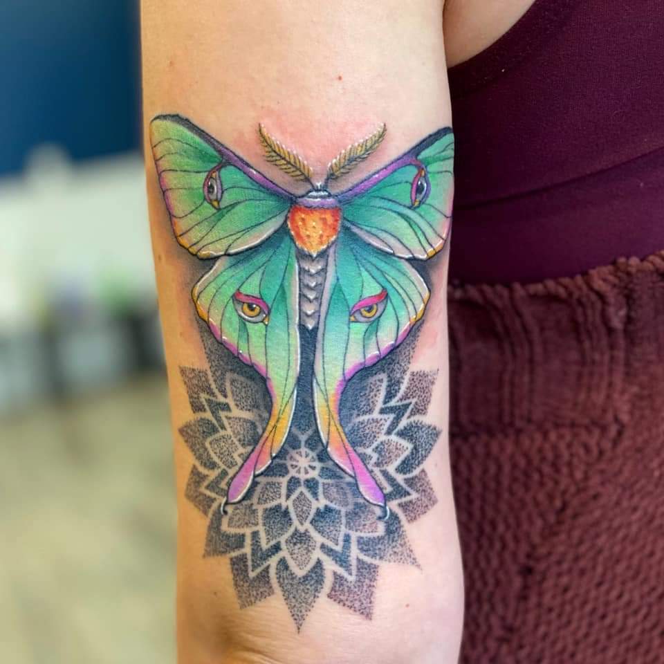 Ink & Oil Tattoo Studio — tattoo studio near Niagara Falls