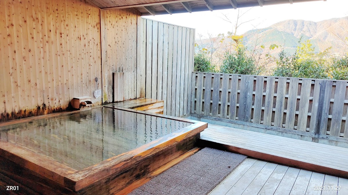 Hakone Retreat före — 4