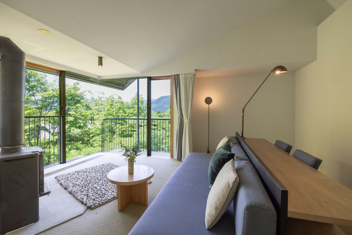Hakone Retreat före — 3