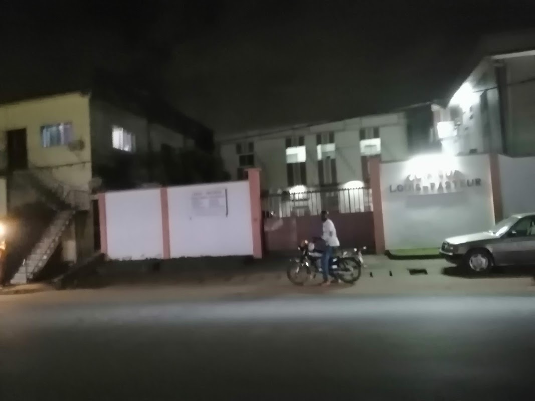 Louis Pasteur Clinic - Photo 4